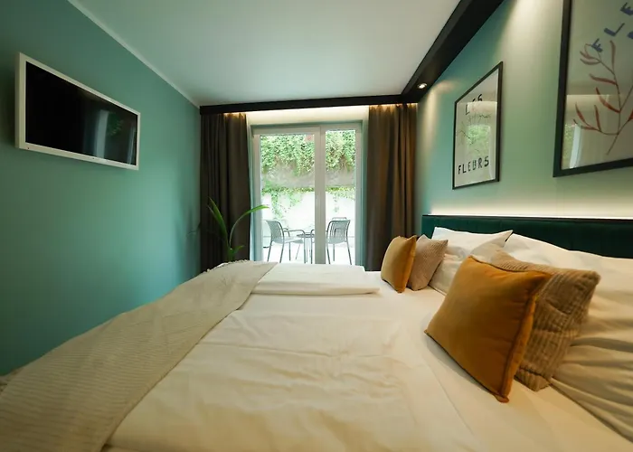 Design & Budget Schoenbrunn Otel