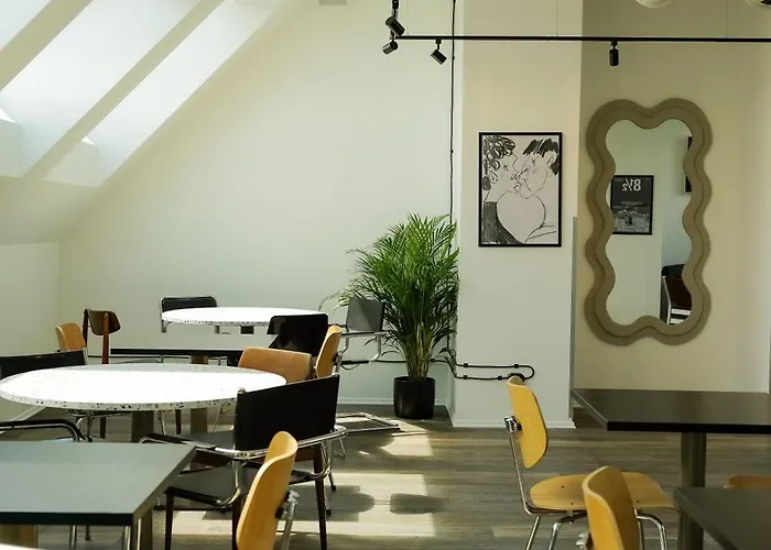 Otel Design & Budget Schoenbrunn Viyana